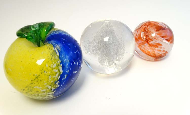 3 various Art glass paperweights, one marked Hadleigh P80,