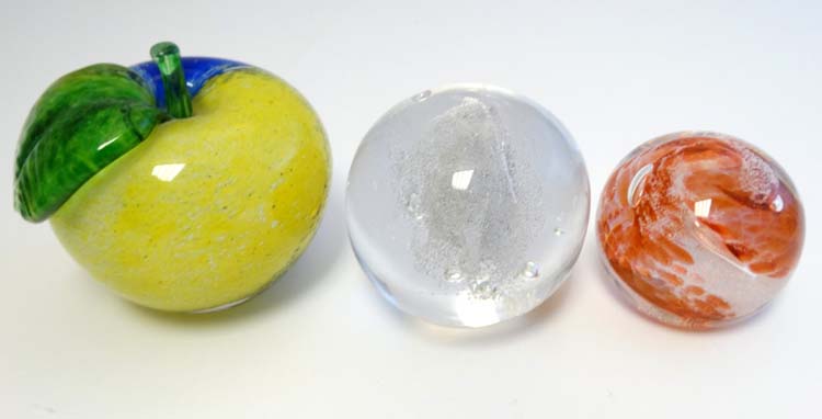 3 various Art glass paperweights, one marked Hadleigh P80, - Image 5 of 11