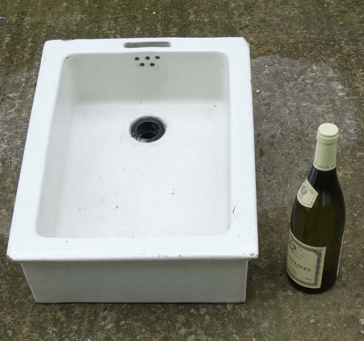 Architectural / Garden Salvage : A small white-glazed stoneware butler's sink c1910 measuring 18”
