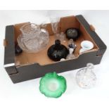Box of assorted glass CONDITION: Please Note - we do not make reference to the