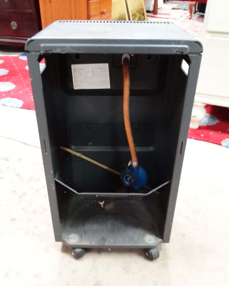 Superser gas heater CONDITION: Please Note - we do not make reference to the - Image 2 of 2