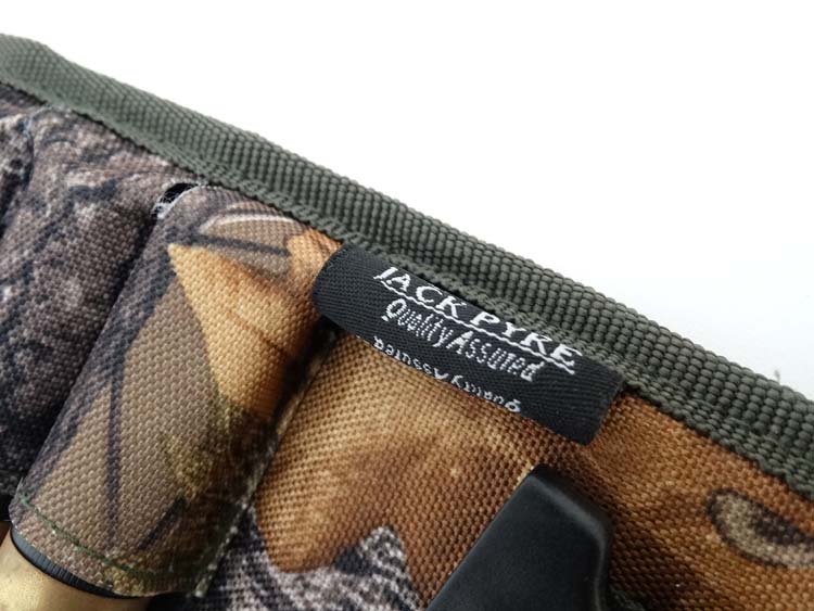 Shooting : A Jack Pyke shell Cartridge Belt , ' Realtree ' - type camouflage with closed loops , - Image 2 of 2