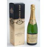 Champagne : A bottle of Heidsieck & Co ' Champagne Monopole Gold Top ' 2007 , 750ml , boxed .