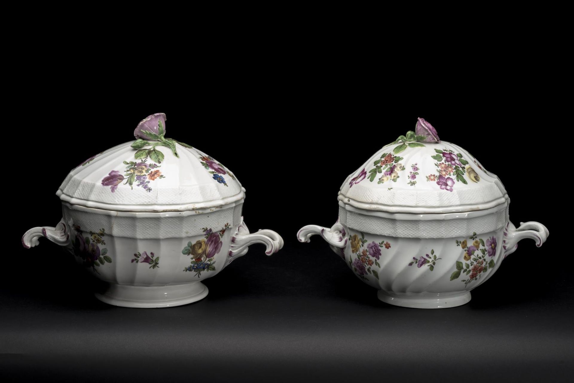 Porcelaine de Vienne. Deux légumiers. - Bild 7 aus 10