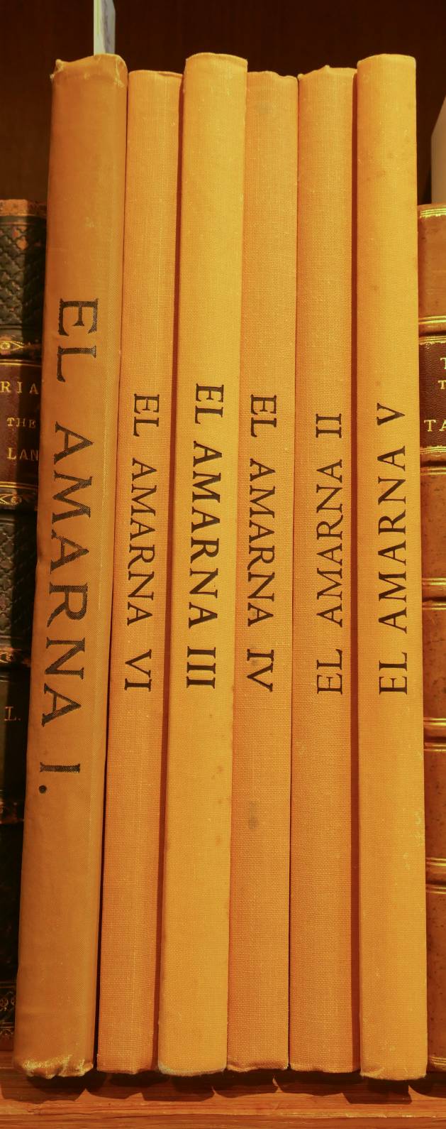 Davies (N. de G.). The Rock Tombs of El Amarna, 6 parts in 6 volumes, first volume 1st edition, 2-