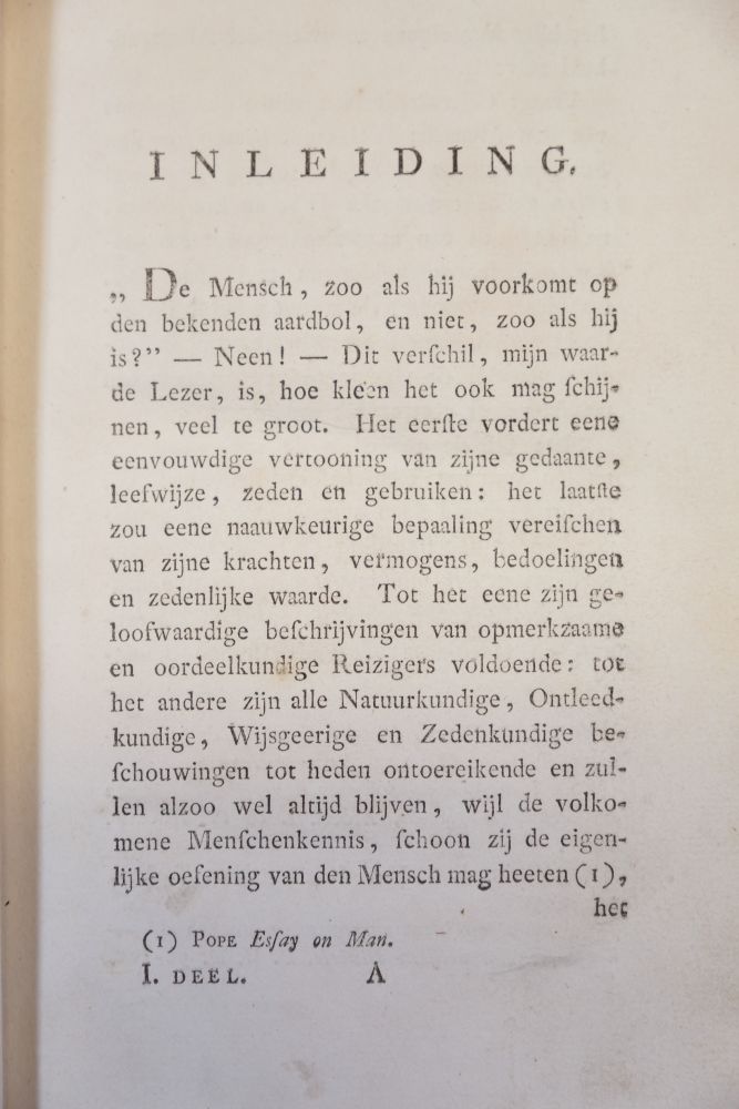 Stuart (Martinus). De Mensch, zoo als hij voorkomt op den bekenden Aardbol..., Afgebeeld door Jaques - Image 7 of 10