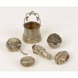 A COLLECTION OF NOVELTY SILVER