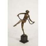 A BRONZE ART DECO STYLE FIGURE OF A NAKED WOMAN
