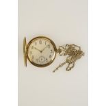 A GENTLEMANS 18K YELLOW GOLD HUNTING CASED POCKET WATCH