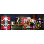 A COLLECTION OF VINTAGE TINS