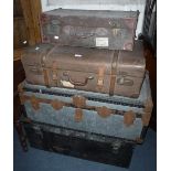 A QUANTITY OF VINTAGE LUGGAGE TO INCLUDE TRUNKS