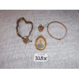 A 9CT GOLD BRACELET, a 9ct padlock clasp and other items