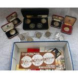 A COLLECTION OF HOBJOY MINT AND SIMILAR PRESENTATION COINS including a 1981 Royal Wedding Coin