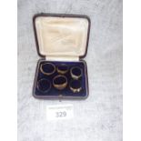 A COLLECTION OF 9CT YELLOW GOLD SIGNET RINGS and dress rings