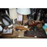 A COLLECTION OF WOODEN ITEMS to include carved birds, three table lamps, pebbles and other sundries