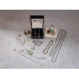 A SMALL COLLECTION OF COSTUME JEWELLERY including a silver framed Wedgwood pendant