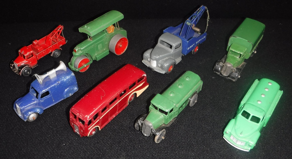 DINKY TOYS: A COLLECTION OF 1940S & 50S VEHICLES to include a 'Castrol' tanker and a 'Commer Dinky