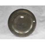 AN 18TH CENTURY PEWTER CHARGER with touch marks to the front