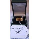 A 9CT YELLOW GOLD WEDDING BAND