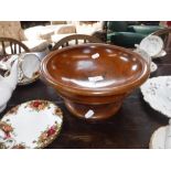 A WALNUT TREEN PEDESTAL BOWL, 11" dia