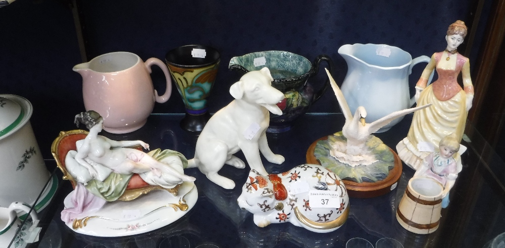 A COLLECTION OF DECORATIVE CERAMICS