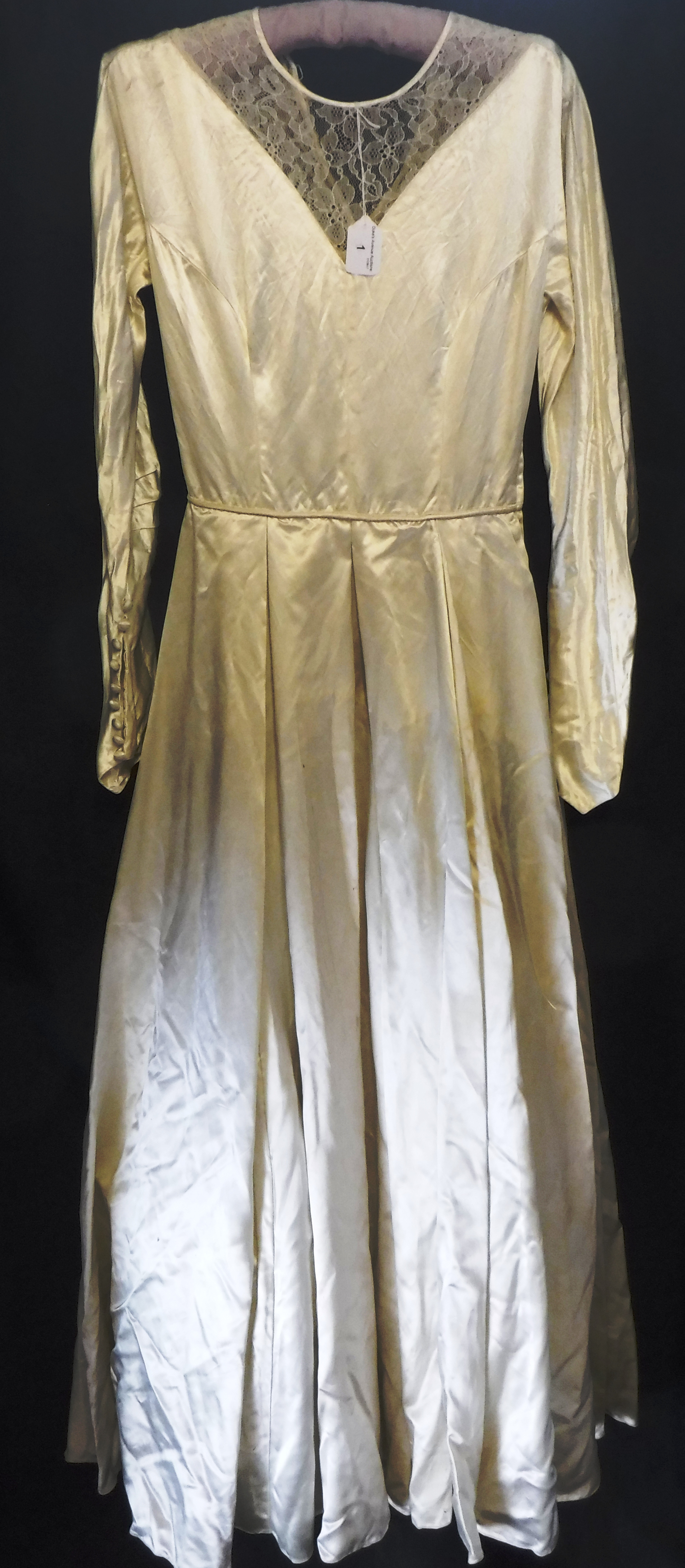 A VINTAGE LADIES CREAM SATIN WEDDING DRESS, circa 1930's