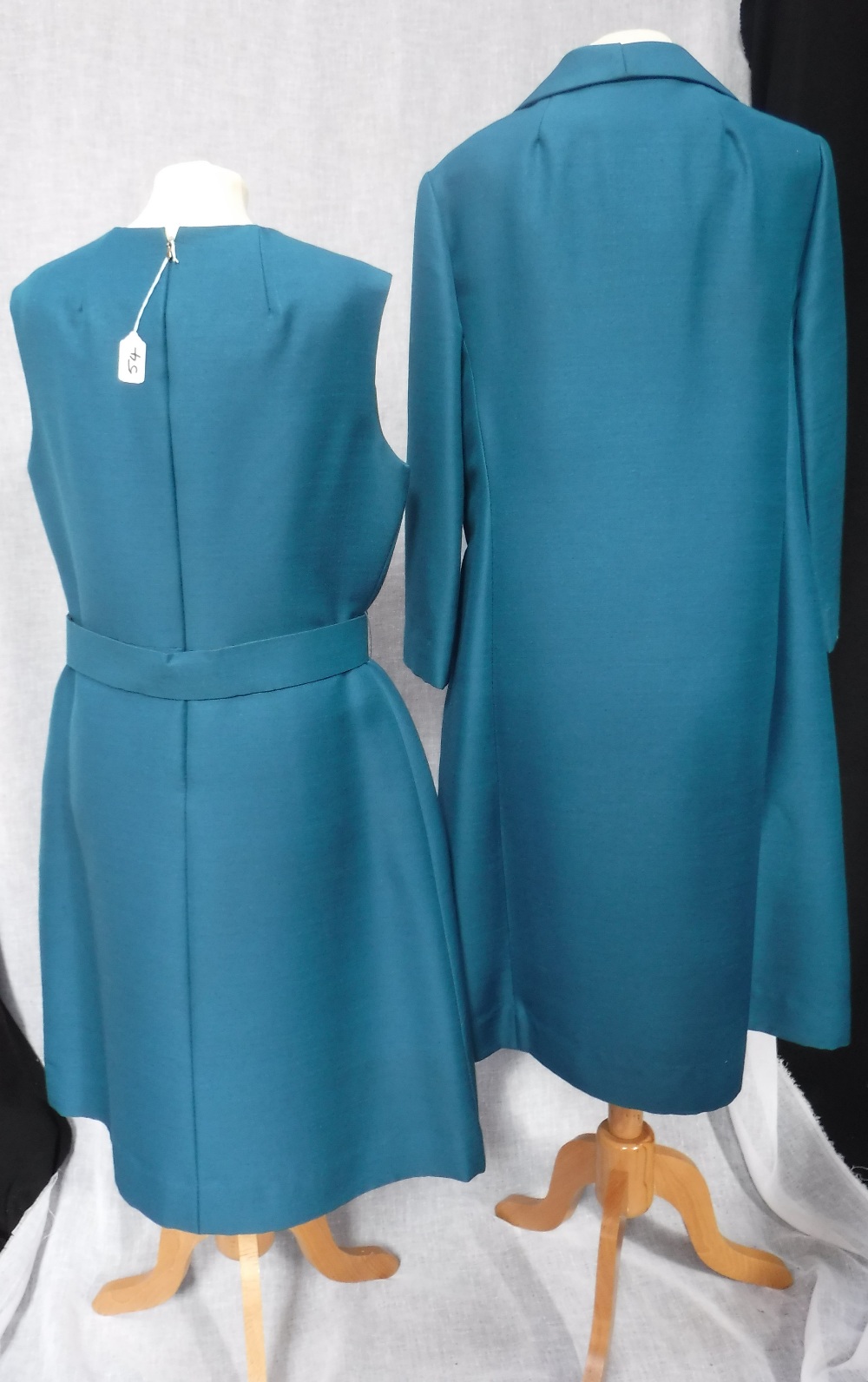 PETIT FRANCAISE; A LADIES VINTAGE 'TEAL' COLOURED DRESS: with matching 3/4 sleeved coat, circa - Image 2 of 4