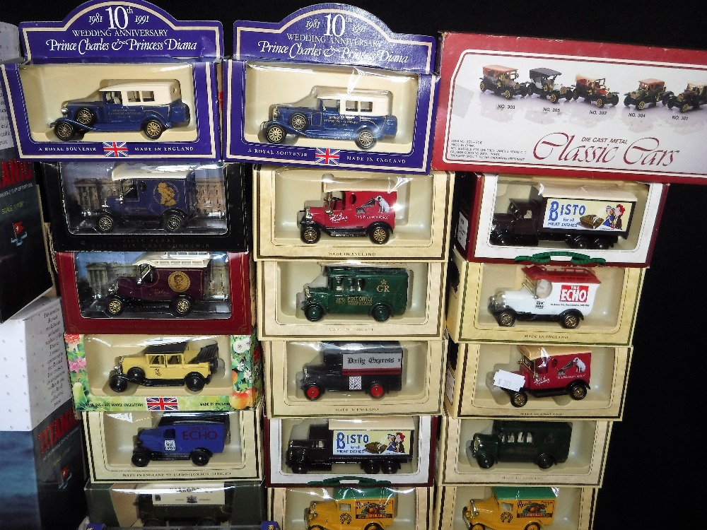 A COLLECTION OF 'DAYS-GONE' MODEL VEHICLES, two 'Claytown' models of the Titanic, A Corgi Tram, - Image 3 of 5