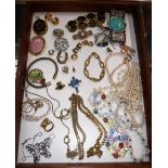 A COLLECTION OF COSTUME JEWELLERY including brooches, bracelets and necklaces