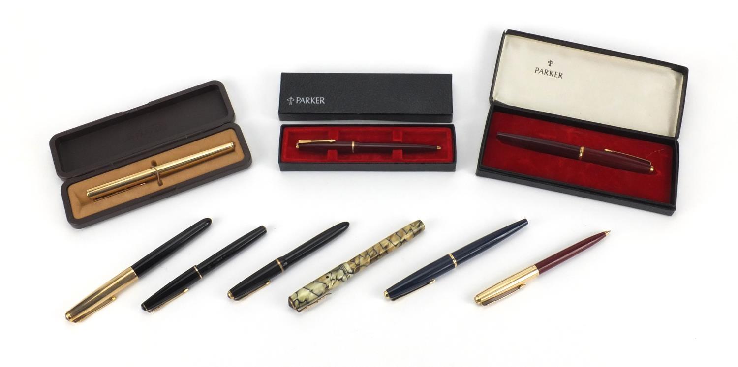 Vintage fountain and ballpoint pens including Parker and a marbleised Valentine example with gold
