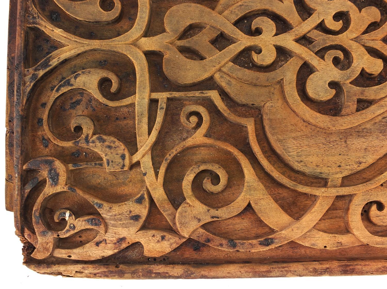 16th/17th century ottoman wood panel caved with horse heads and floral motifs, 53cm x 34.5cm : For - Image 3 of 7