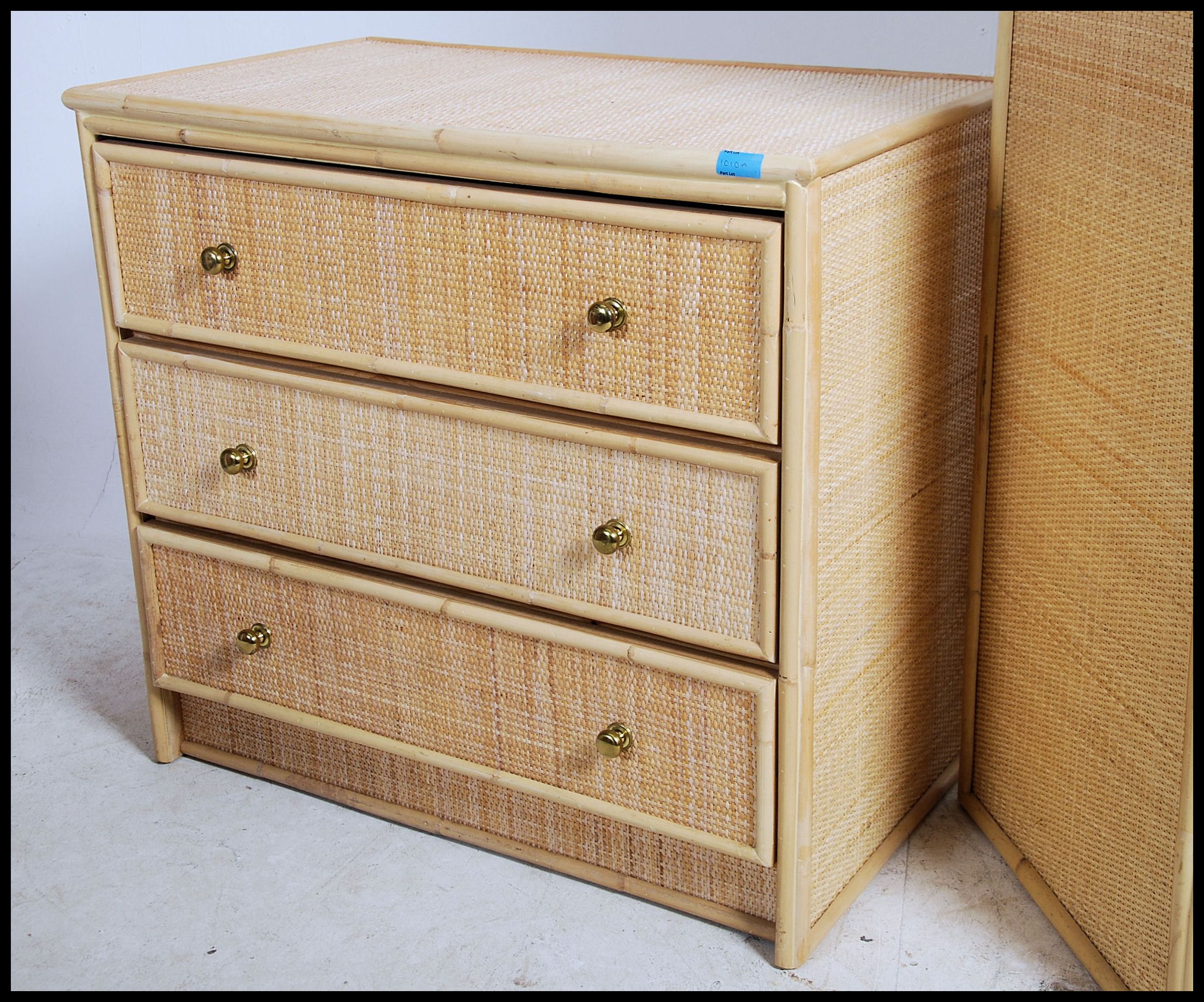 A set of three graduating 20th century whicker effect chest of drawers. Each Chest of drawers having - Image 3 of 4