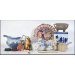 A mixed lot of Chinese, mostly 20th century, china / ceramic wares to include a hand painted bowl,