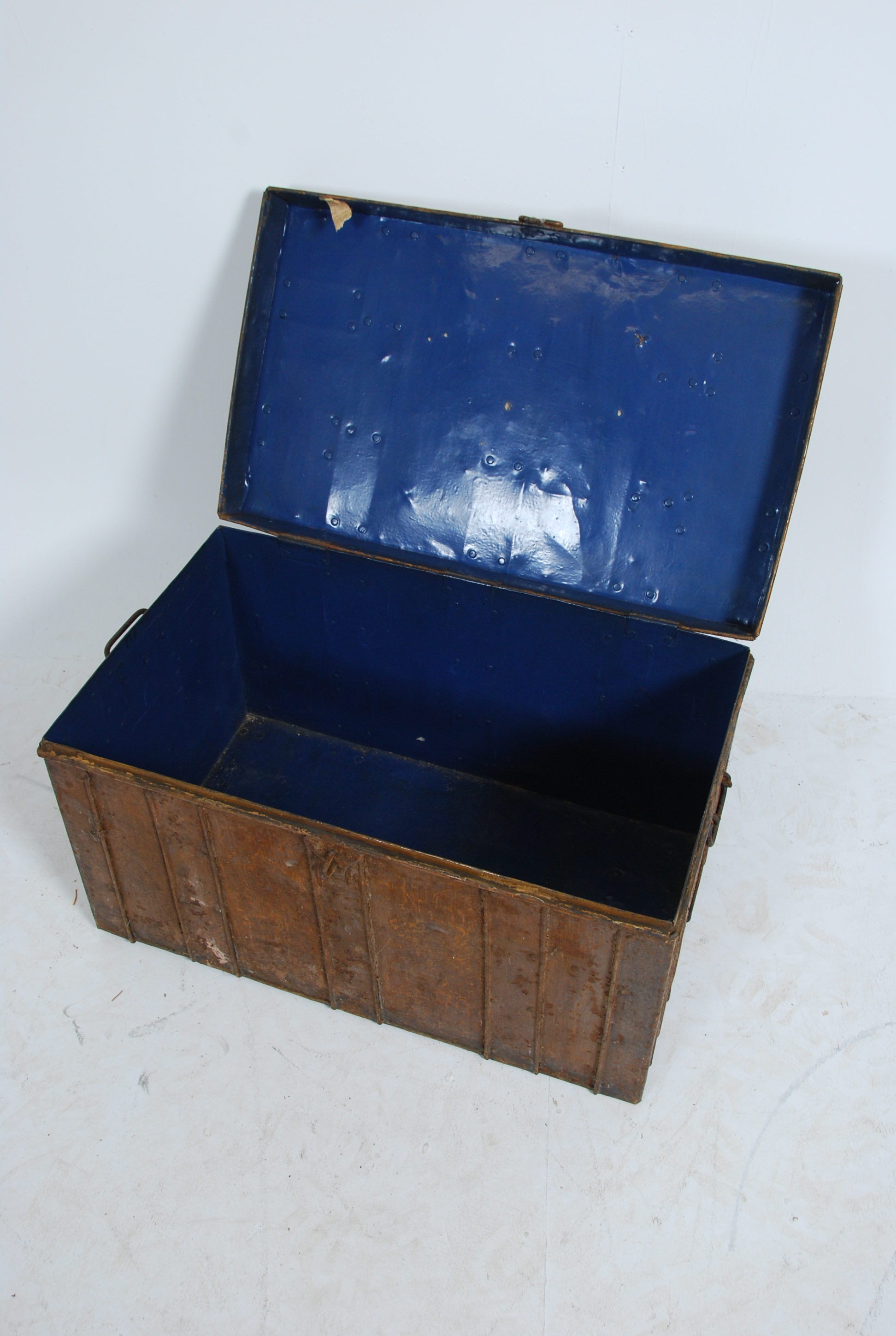 A late 19th century tin steamer trunk chest of square form. Banded effect finish with hinged lid and - Image 4 of 5