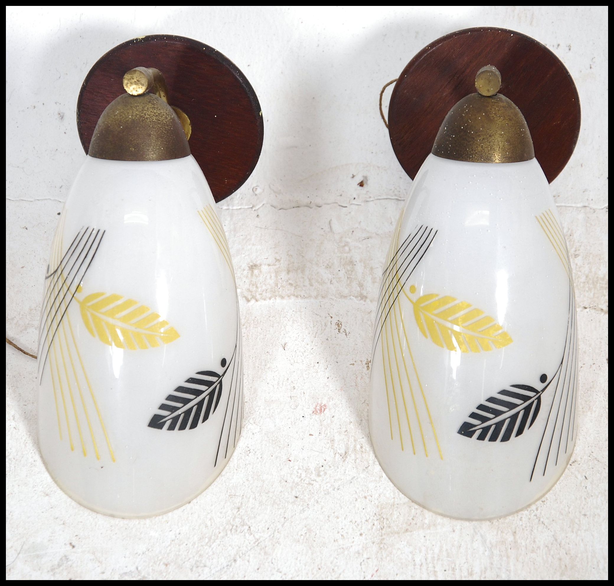 A vintage mid 20th century three branch ceiling light fixture having conical glass light shades - Image 3 of 4