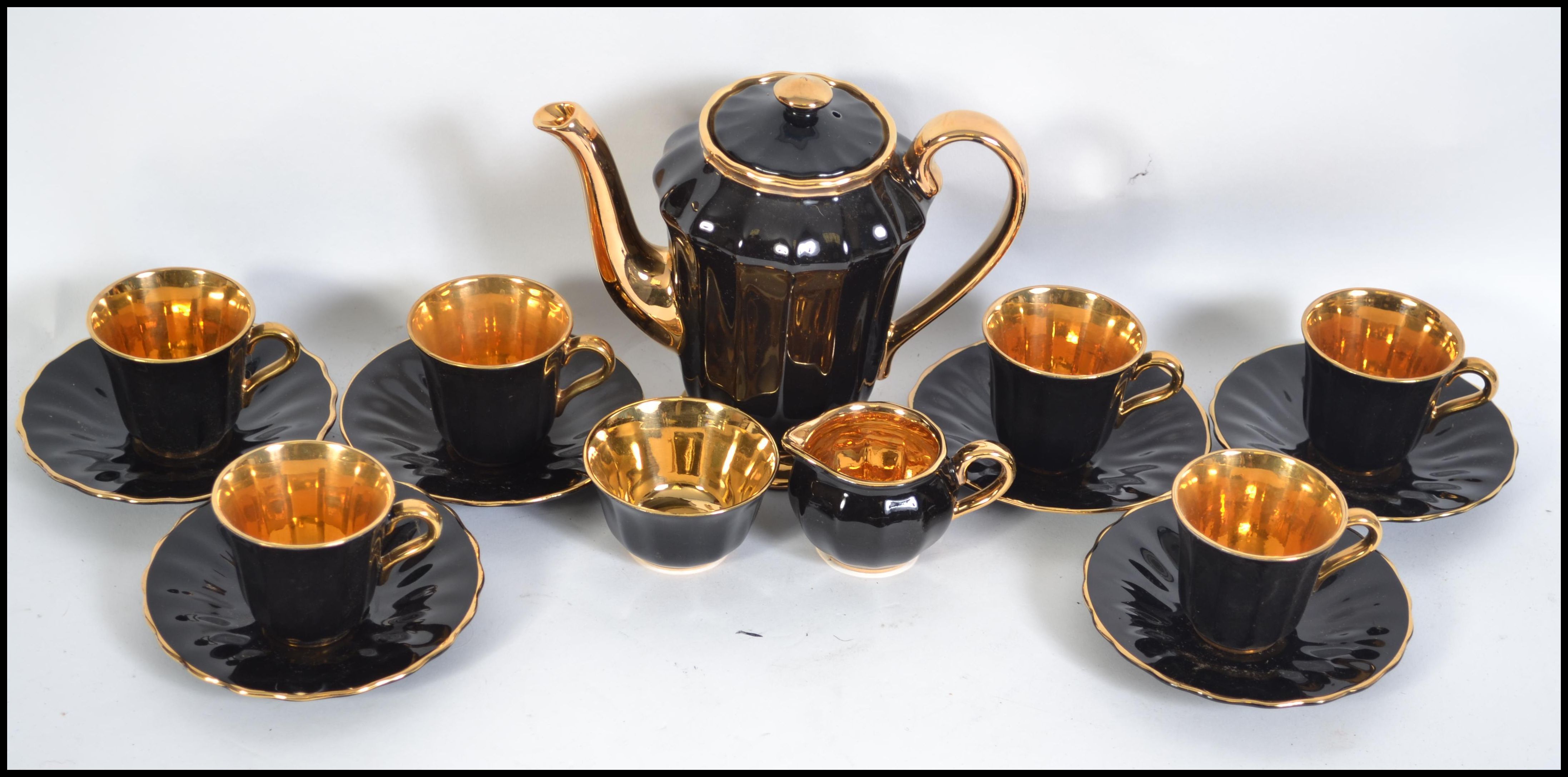 A vintage boxed 20th century coffee service by Wade, looks to be unused in the original box, black - Image 2 of 7