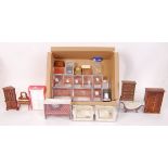 DOLLS HOUSE FURNITURE