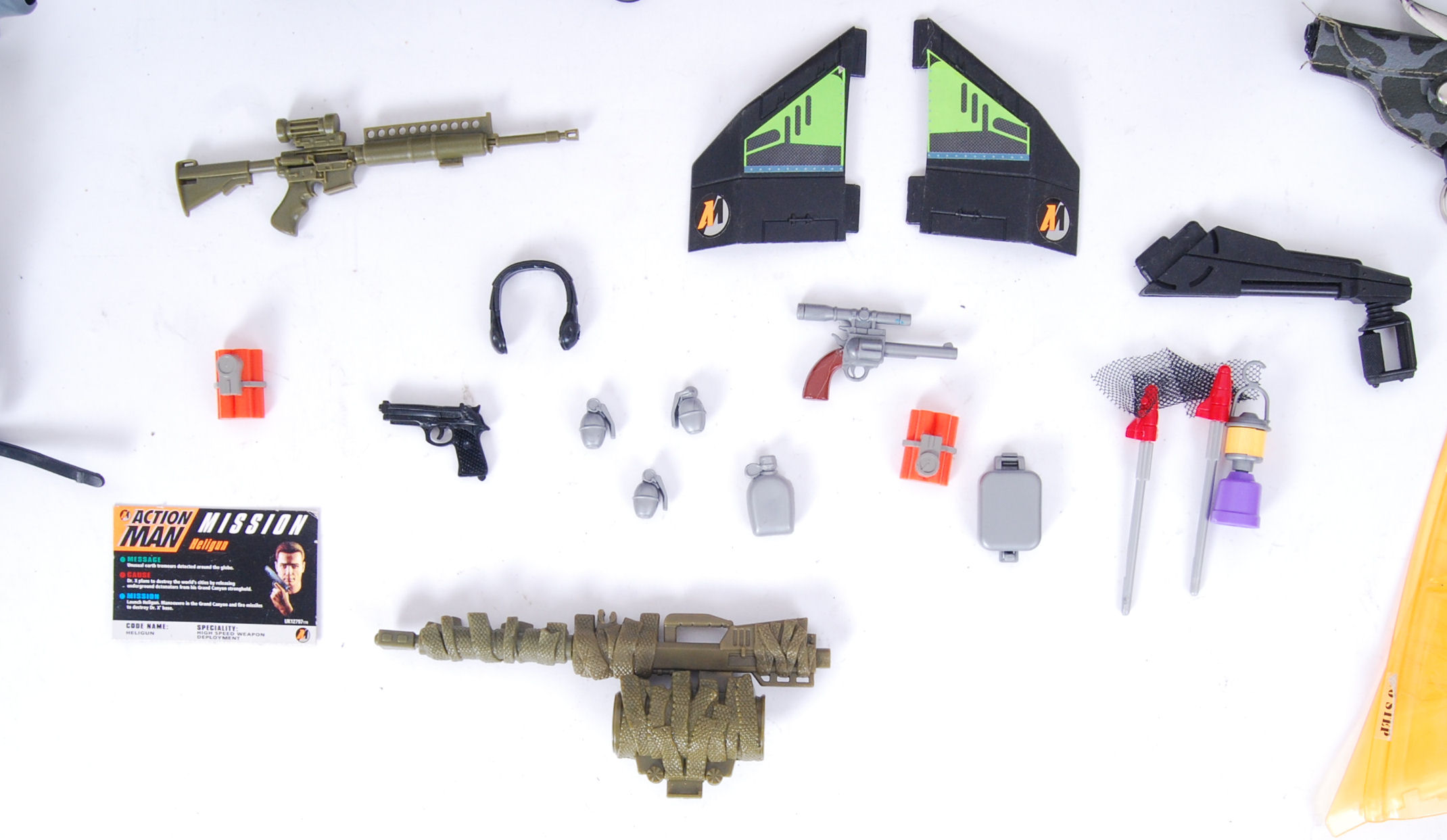 ACTION MAN & ACCESSORIES - Image 5 of 5