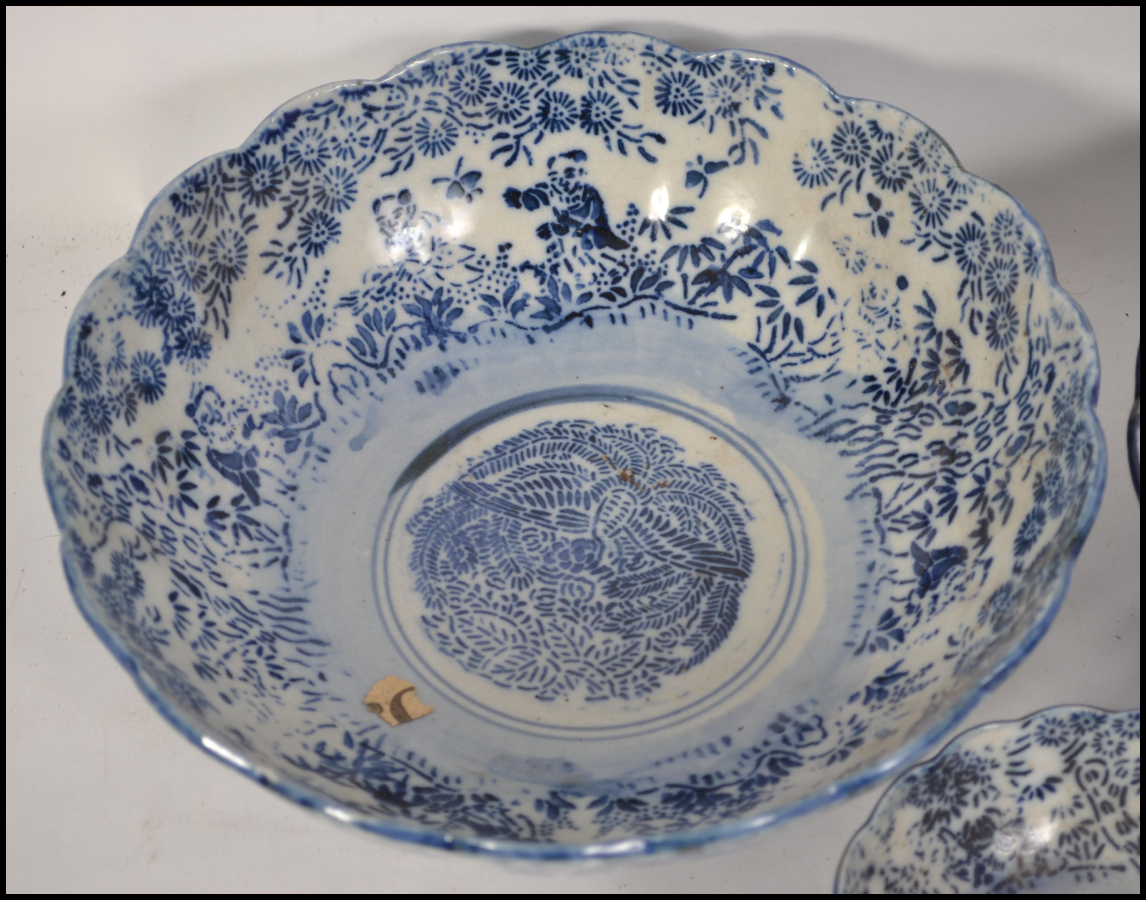 Three 19th / 20th century Chinese blue and white g - Image 3 of 6