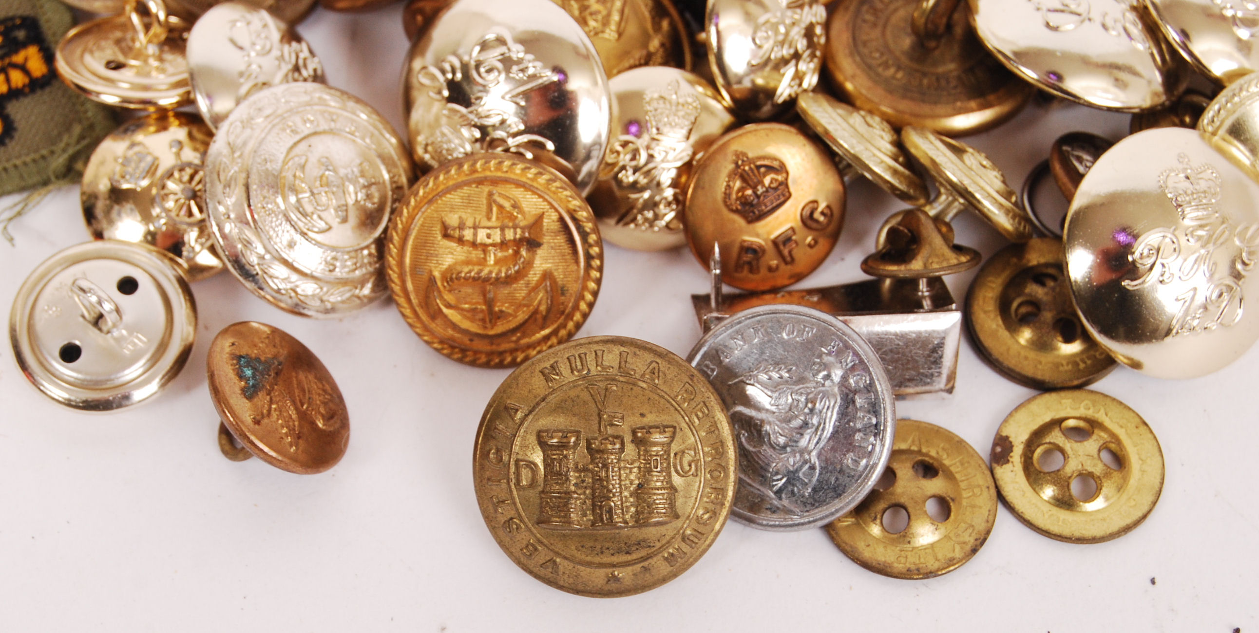 MILITARY BUTTONS - Image 4 of 6