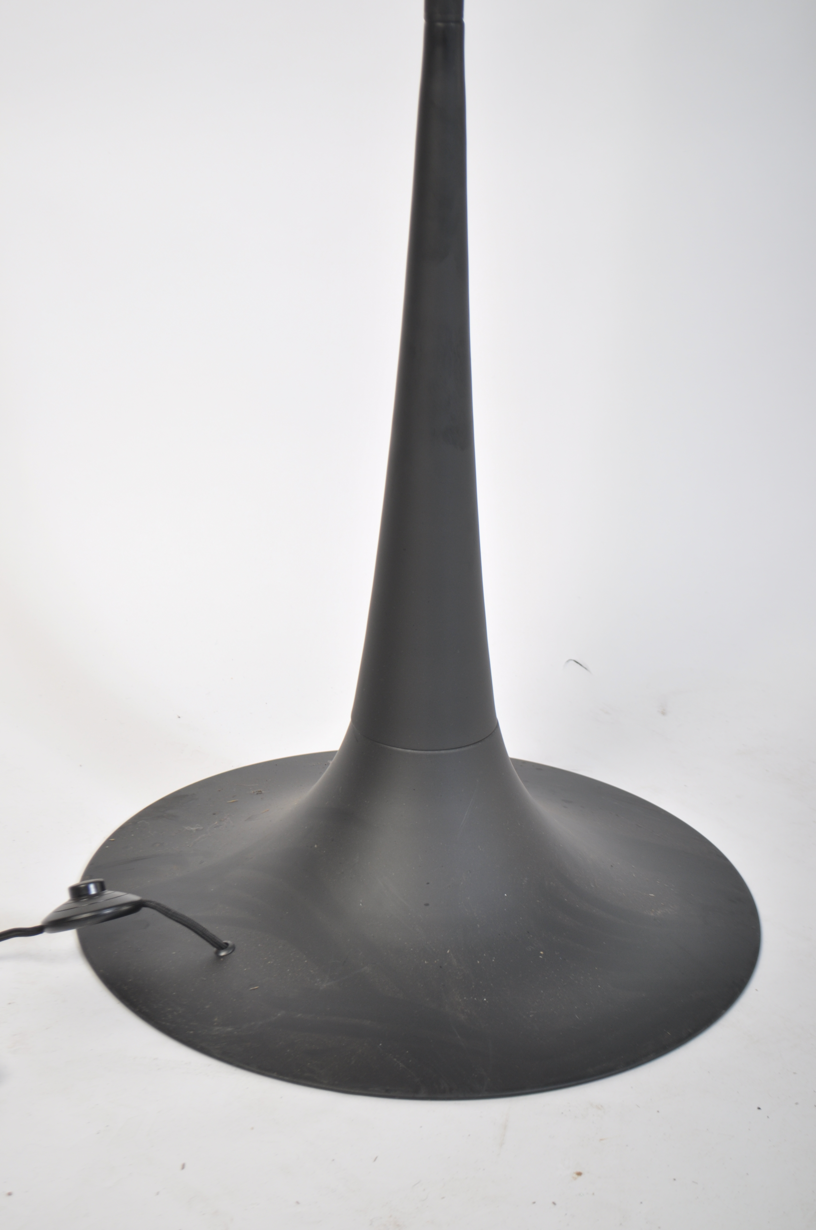 After Sebastian Wrong. A stunning flos spun floor lamp / standard lamp having an inverted tulip - Image 3 of 3