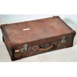 A good vintage 20th century leather suitcase / tru