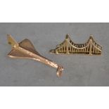 2 unusual 9ct gold charms to include Bristol inter
