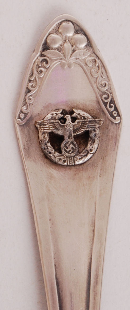 SWASTIKA CRESTED SPOONS - Image 3 of 5