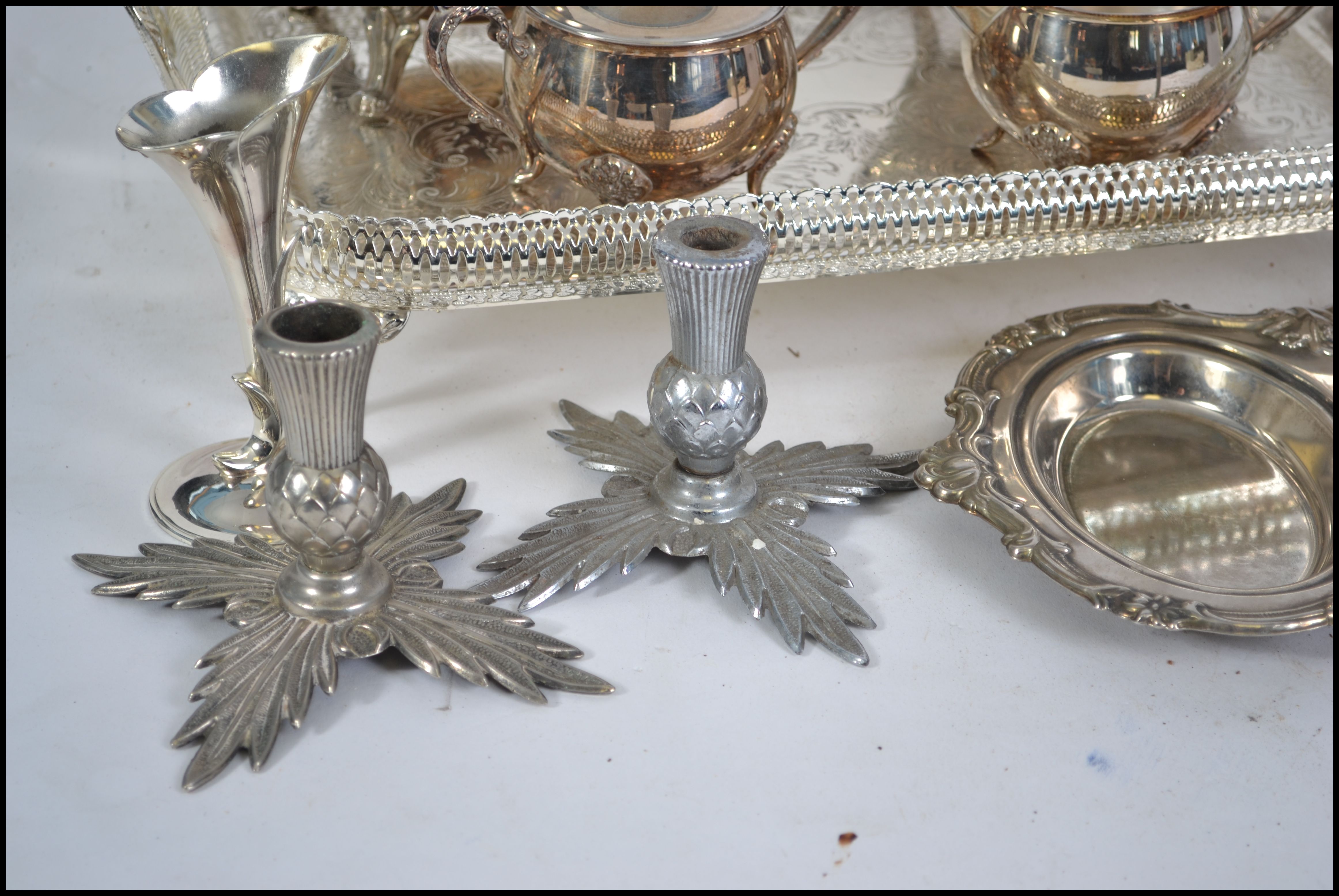 A silver plate tea and coffee service having a gal - Image 3 of 4