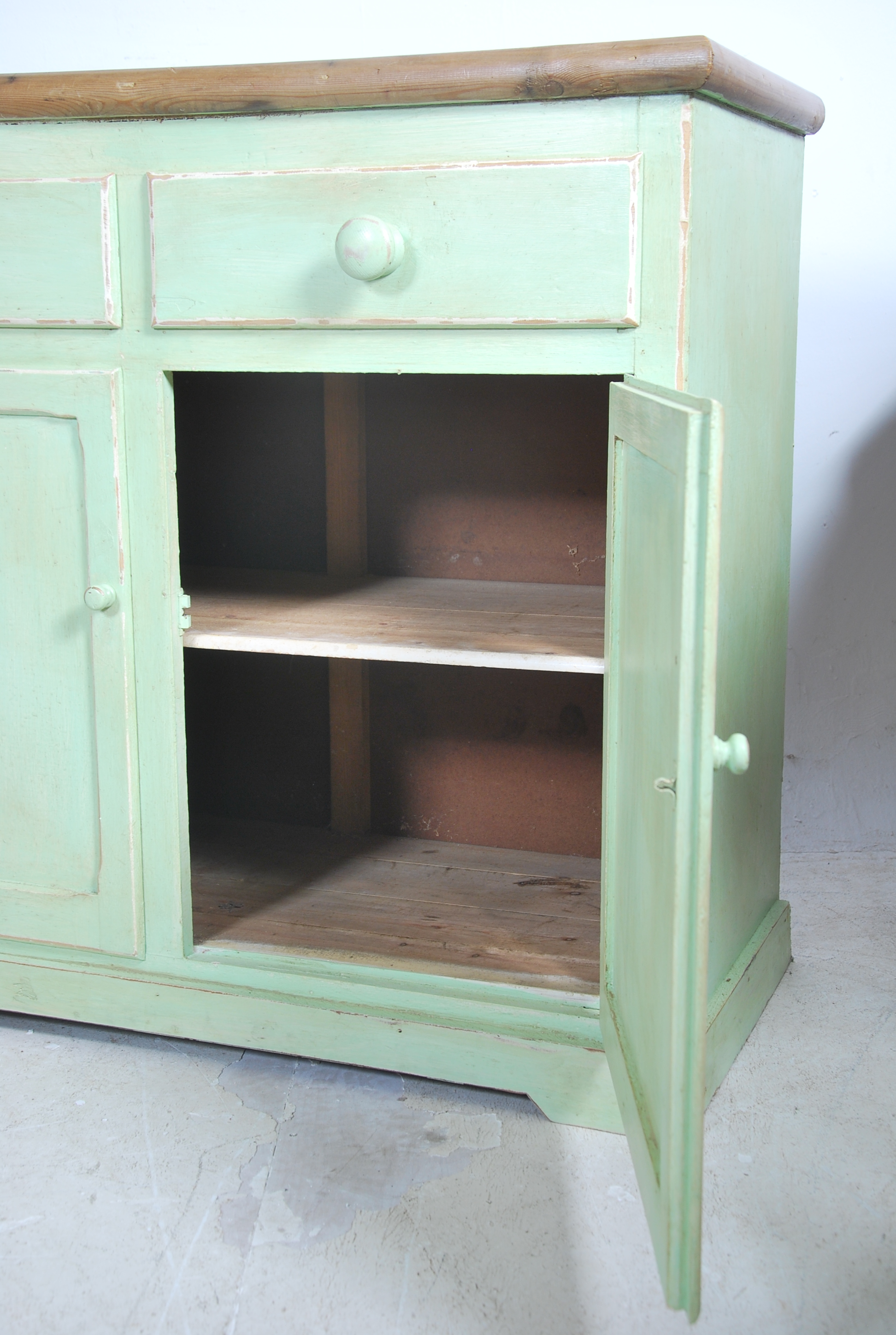 An early 20th century pine scrubbed top cupboard. - Image 4 of 4