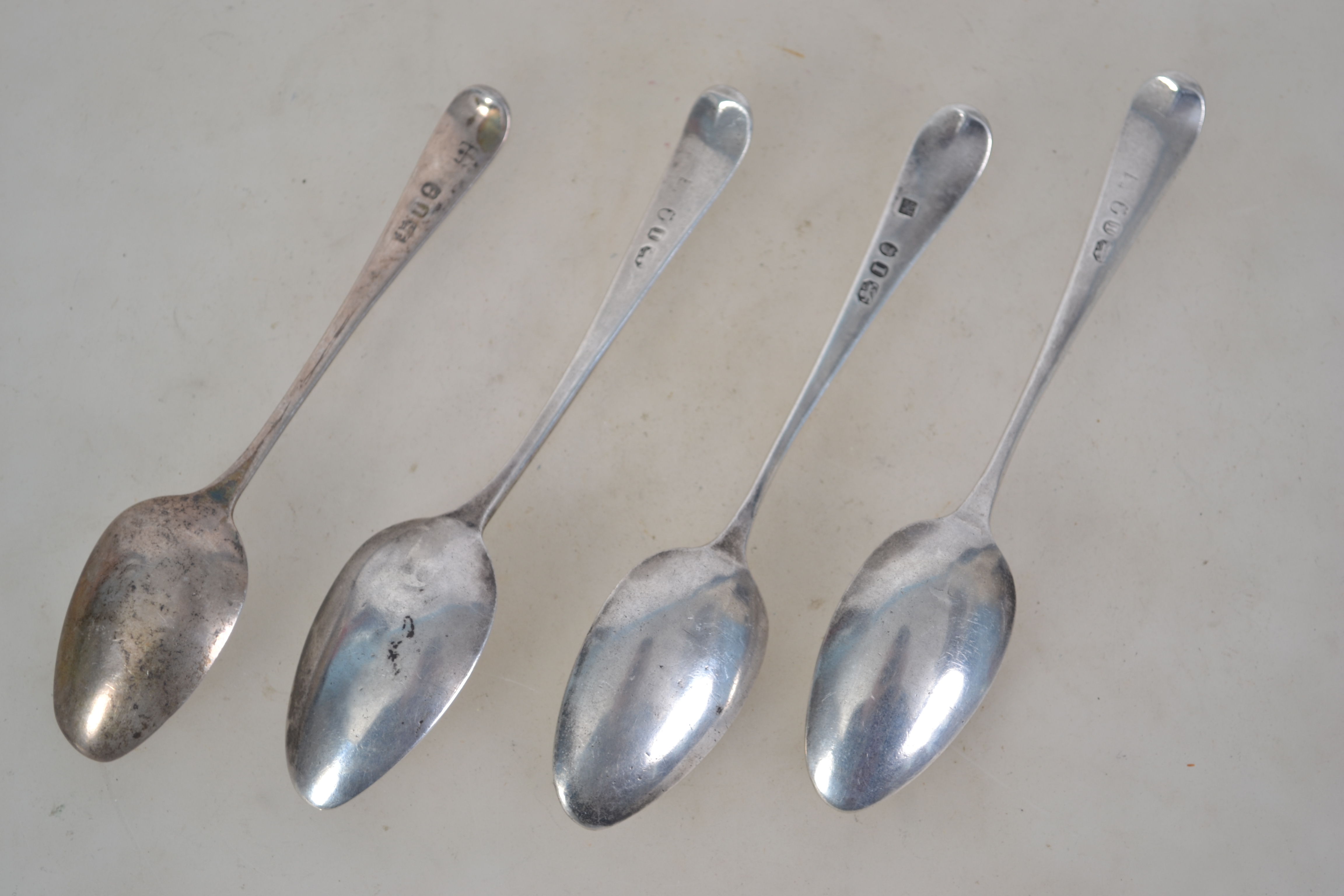 A set of 4 Georgian silver hallmarked teaspoons by - Image 2 of 3