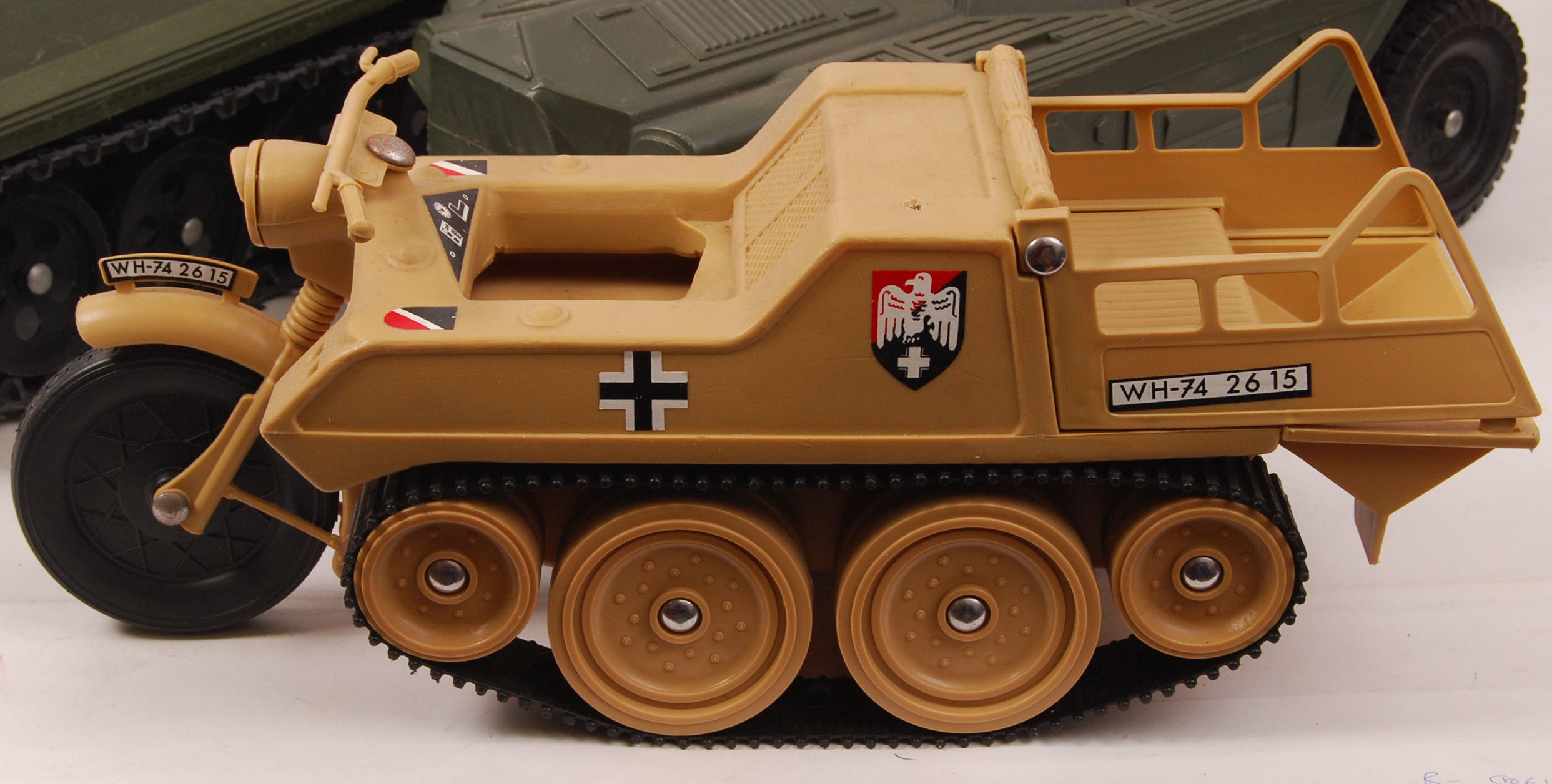 ACTION MAN VEHICLES - Image 2 of 4