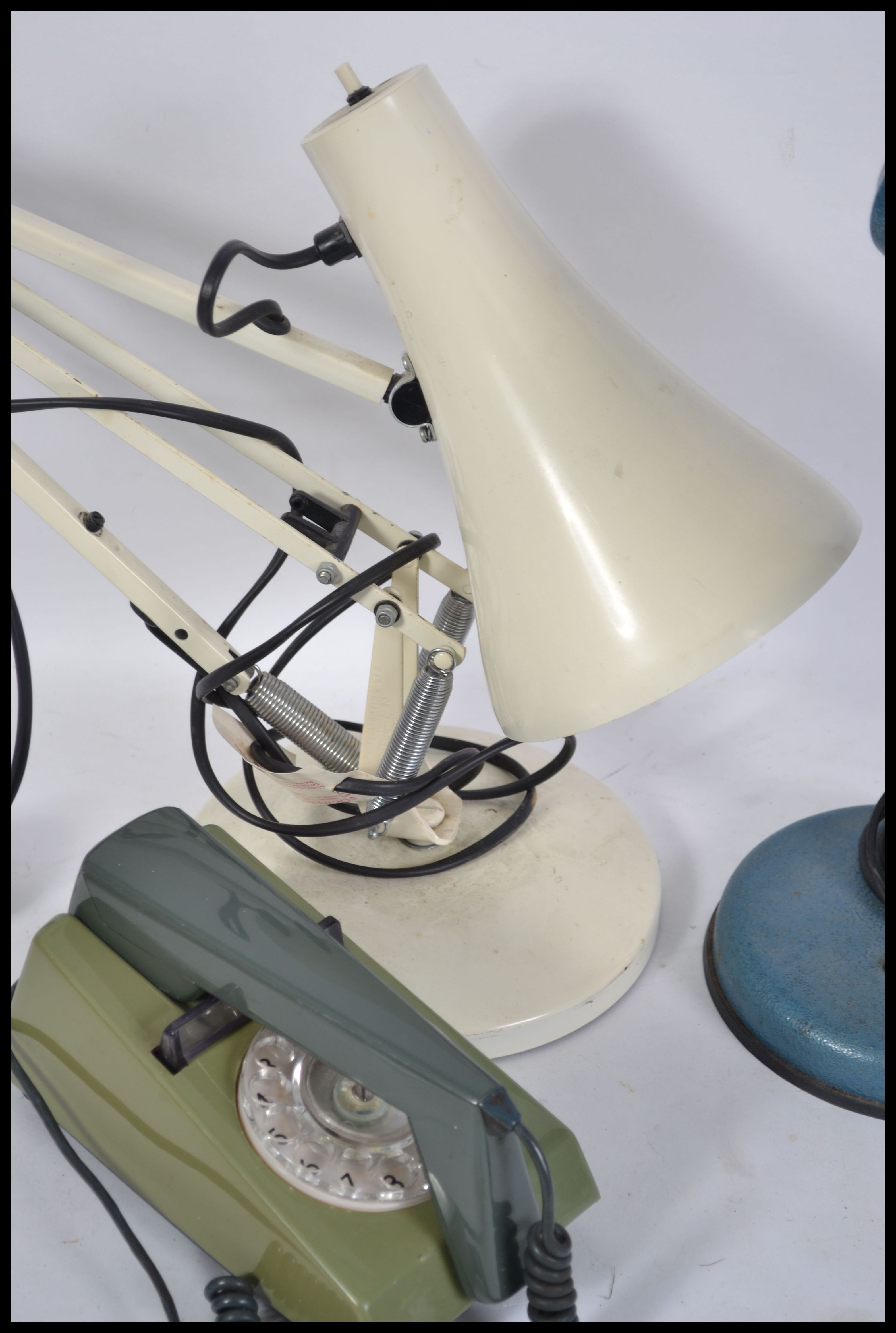 A retro 20th century Anglepoise Co desk / work lam - Image 2 of 4