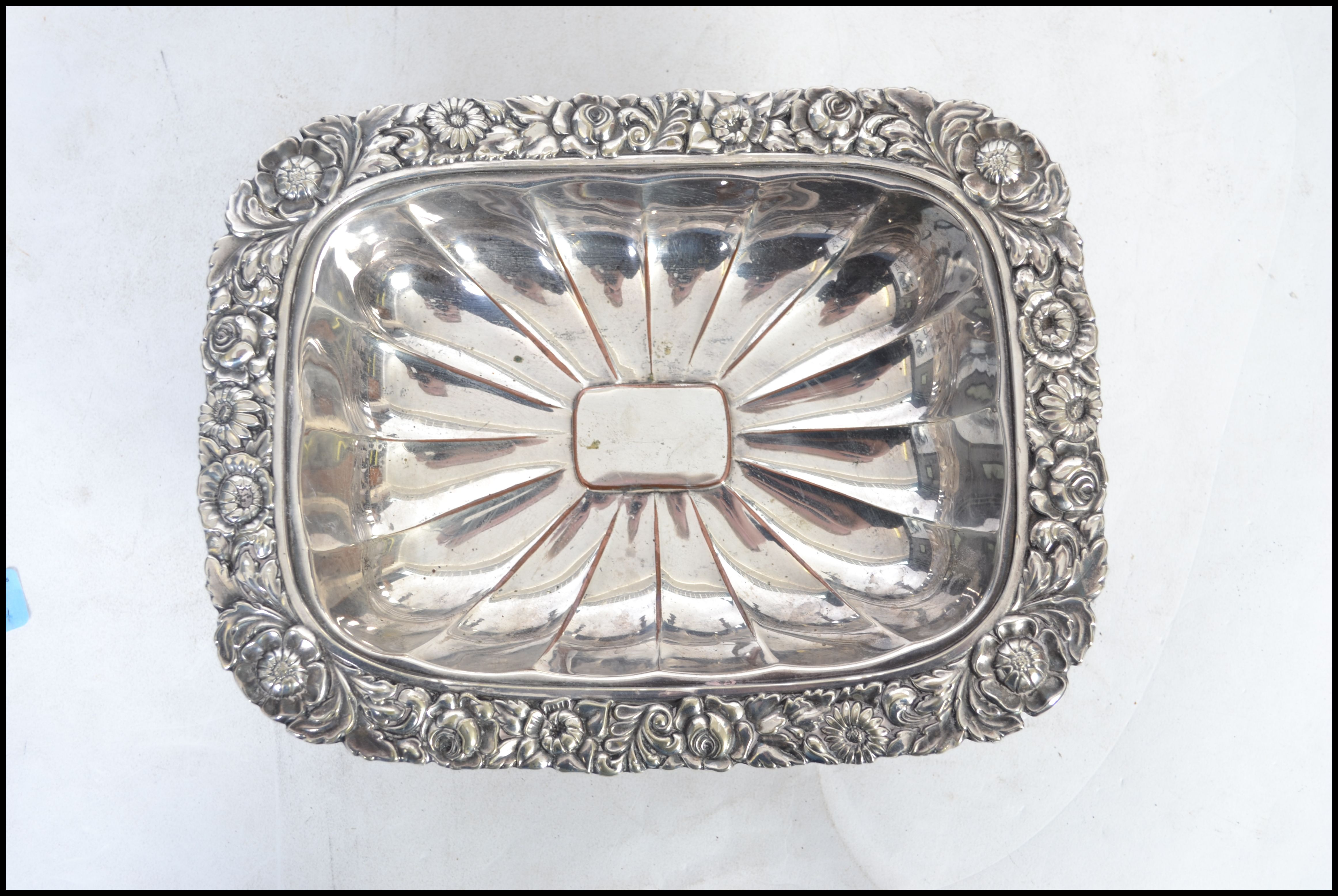 A Victorian silver plate on copper bread dish havi - Image 3 of 10